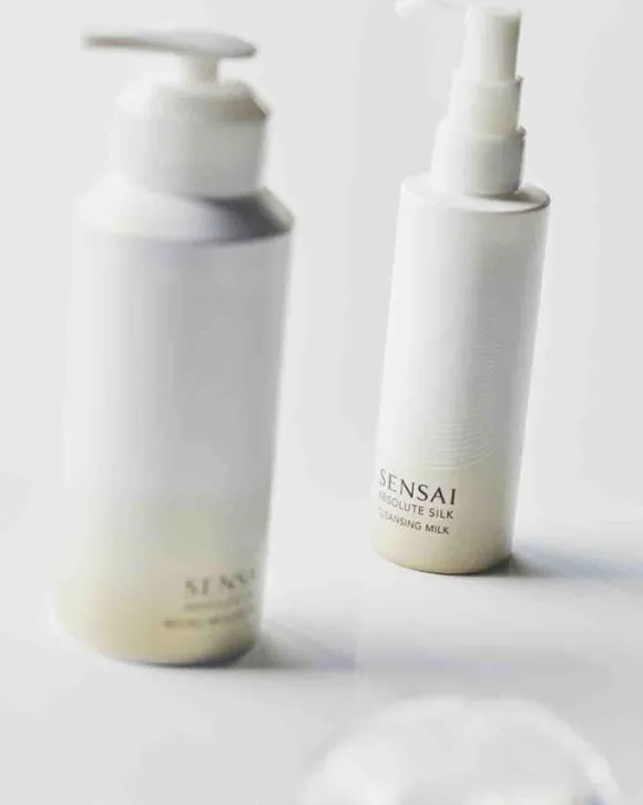 Absolute Silk Micro Mousse Wash