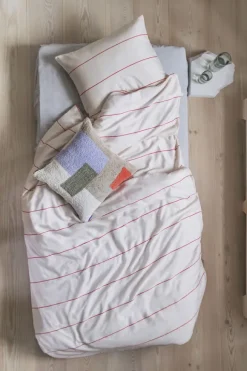 ALIGN bed set
