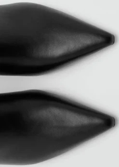 Ankle boots with block heel