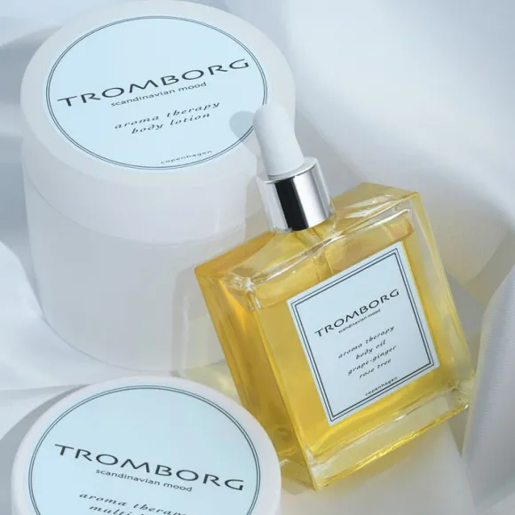 Aroma Therapy Body Oil Grape Ginger Rose Tree