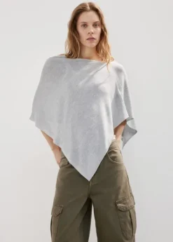 Asymmetrical knitted cape