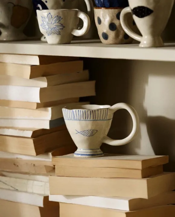 Atelier FORMA - LIRA cup w. handle