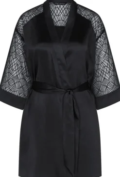 A Weekend to Remember Robe
