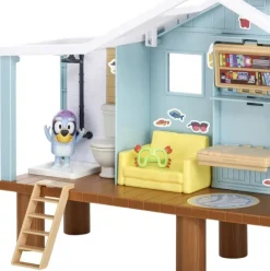 Bluey beach cabin