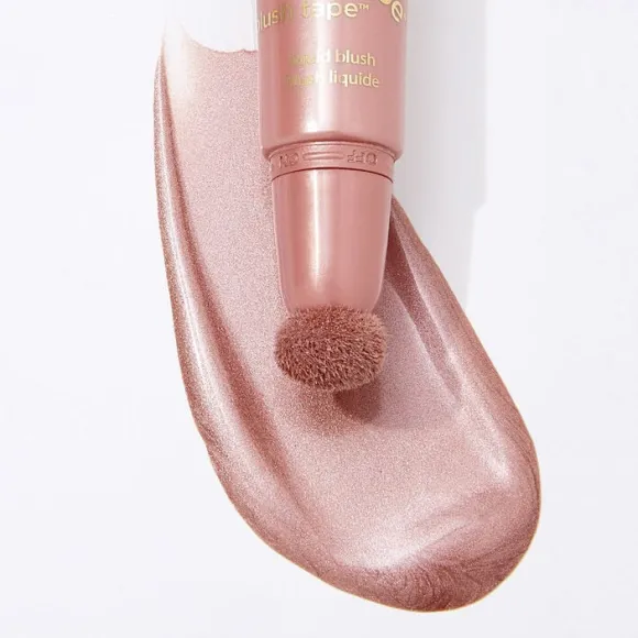 Blush Tape Liquid Satin Blush - Flytande rouge