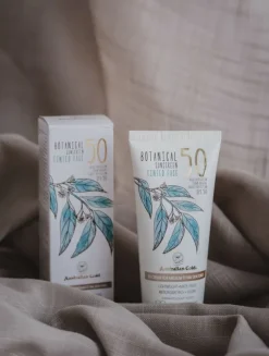 Botanical Tinted Face Medium-Tan SPF 50