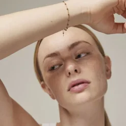 Bracelet, Lola