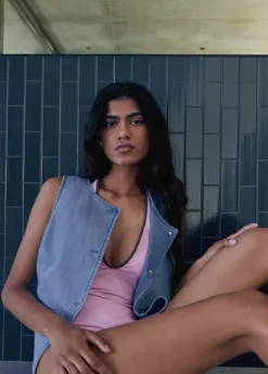 Buttoned denim gilet
