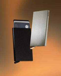 Cardprotector Fluted Silver+