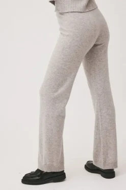 Classic 8 - 100% Cashmere