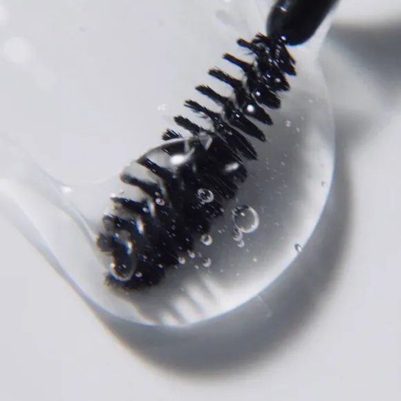 Clear Brow Gel - Transparent ögonbrynsgel