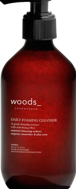 DAILY FOAMING CLEANSER - 200ML