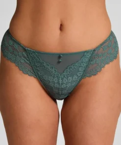 Daisy Thong