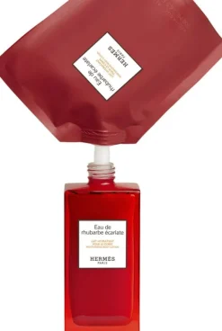 Eau de rhubarbe écarlate Moisturizing Body Lotion 200 ml