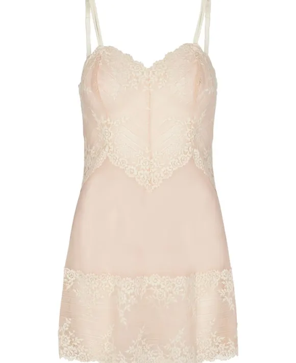 EMBRACE LACE CHEMISE