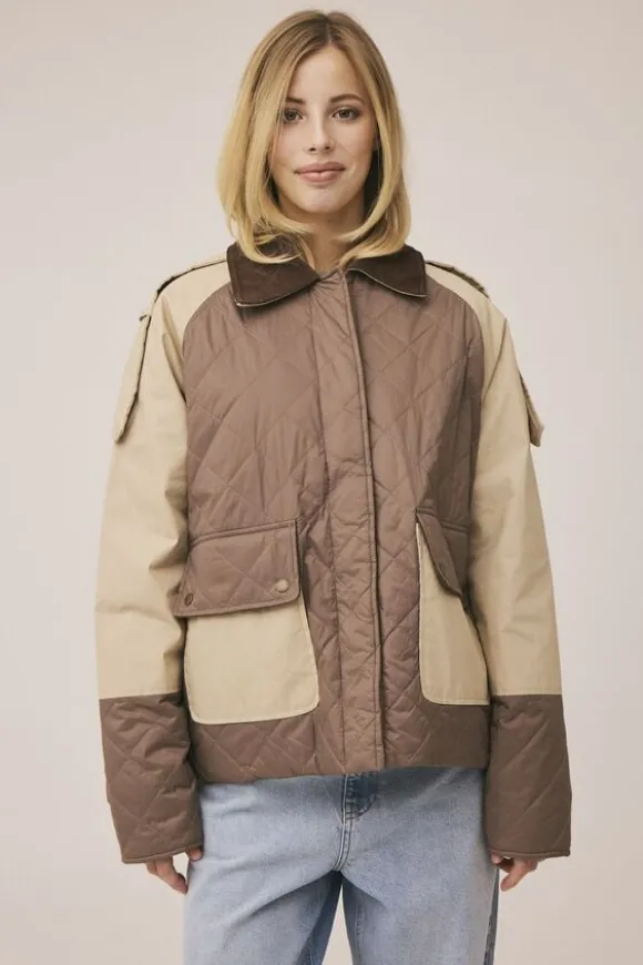 Emmy 5 Coated Jacket - GRS