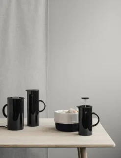 EM77 vattenkokare (EU) 1.5 l. black