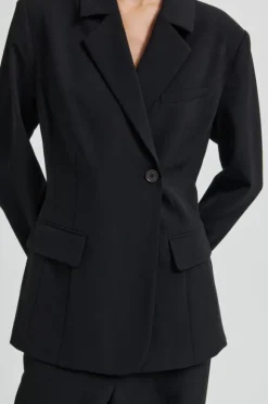 Fique Fitted Blazer