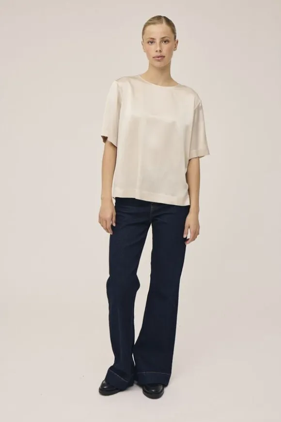 Gia 2 Kortærmede bluse - 100% silke