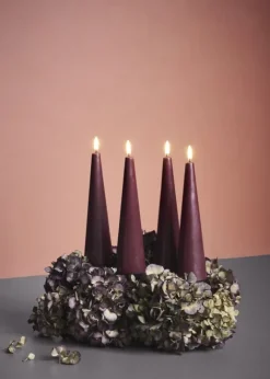 Giftbox w. spike, remote, LED cone candle, Wine red, Smooth,
