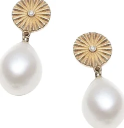 Global Goal #9: Pearl Earrings, VERMEIL (925 Sterling silver gold plat