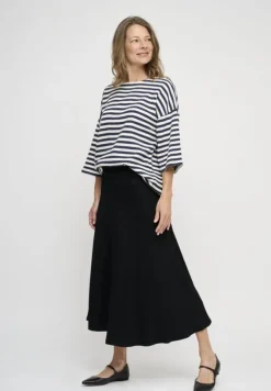 gracious skirt