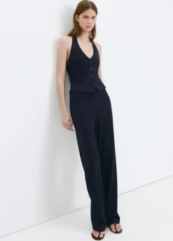 Halter-neck gilet with buttons