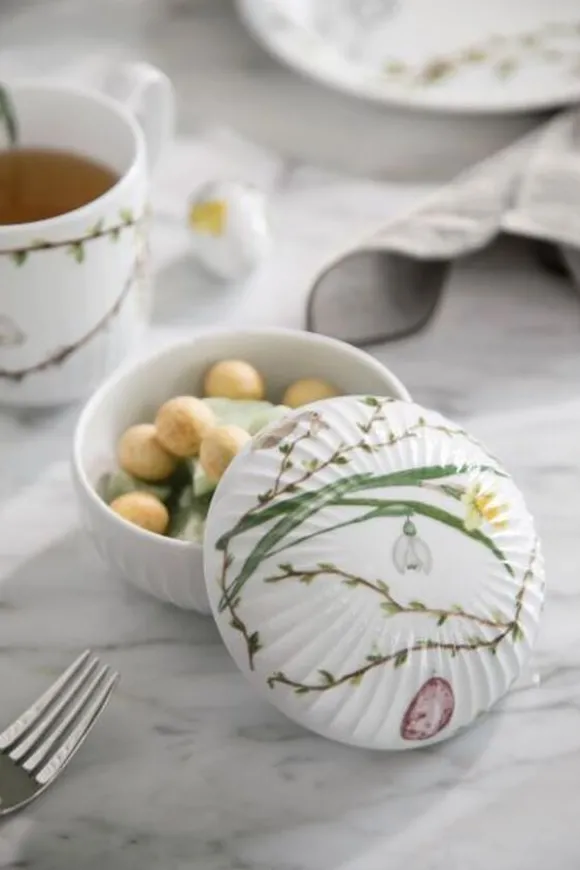 Hammershøi Easter Bonbonniere Ø12 cm hvid med dekoration
