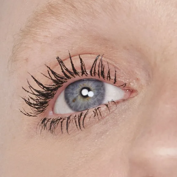 High Impact High-Fi Full Volume Mascara