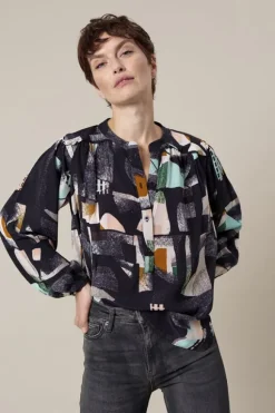 HIGHRISE Blouse