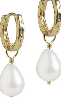 Hoops, Significant Pearl