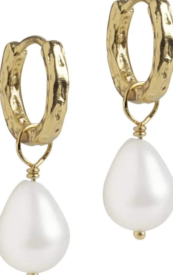 Hoops, Significant Pearl