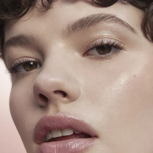 Hydrate & Glow - Foundation