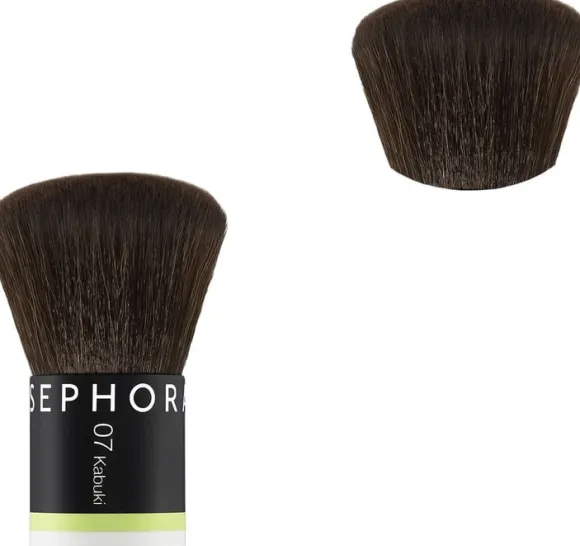 07 Kabuki brush - Intuitiv applicering med perfekt finish