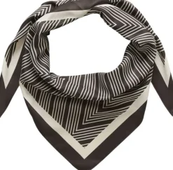 KAgabby Scarf