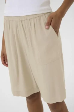 KAmilia Shorts
