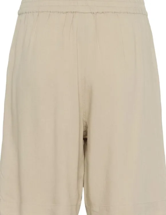 KAmilia Shorts