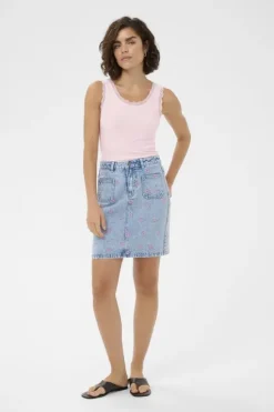 KAomi top