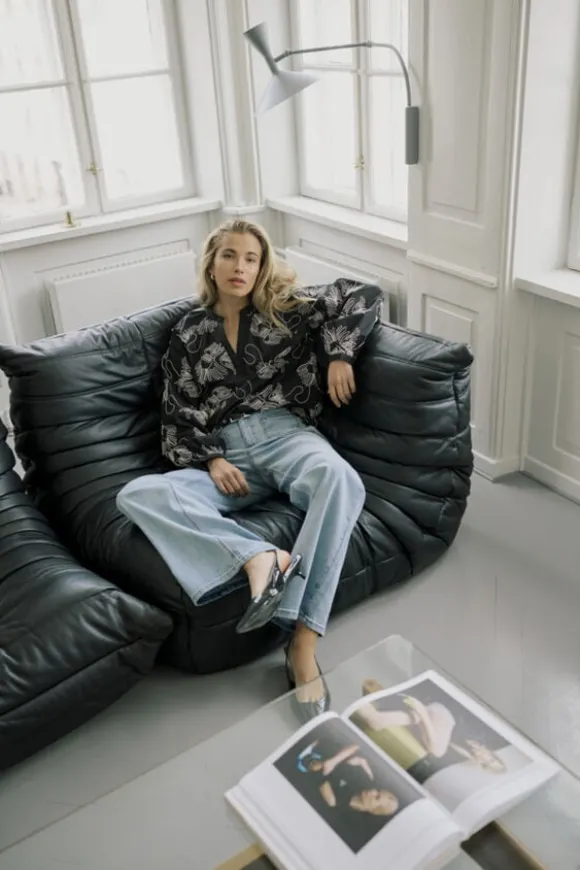 KAvinie Blouse