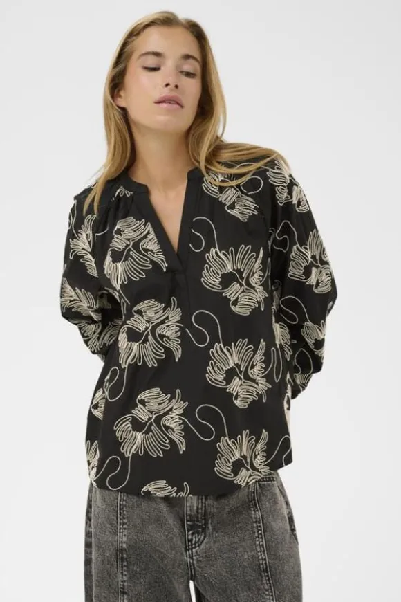 KAvinie Blouse