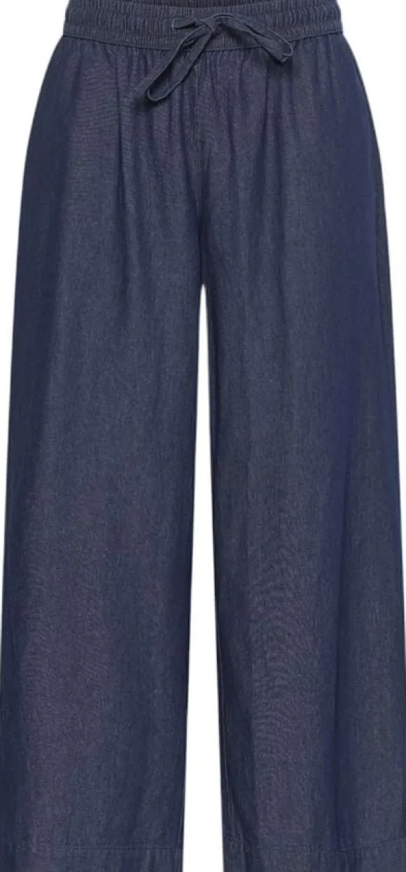 KCjada Pants