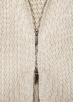 Knitted gilet with zip