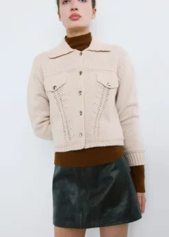 Knitted jacket with polo collar