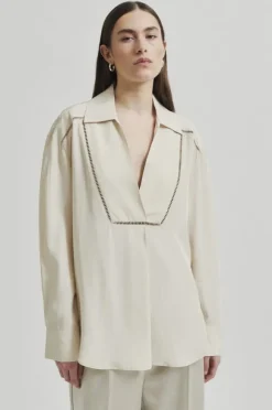 Ladel Blouse