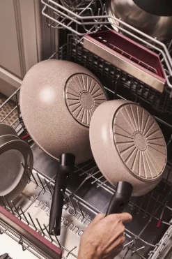 Ledro Stekpanna 20 Beige Rund Aluminum