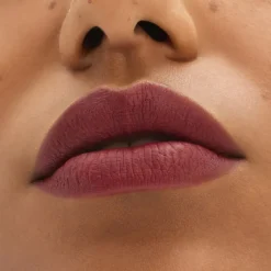 Locked Kiss 24HR Lipstick