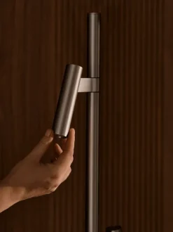 Makoto | Gulvlampe | Satin Krom