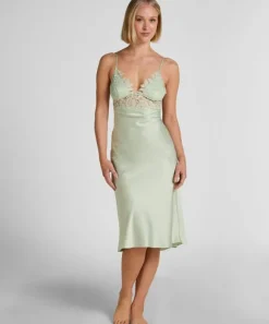Malou Slipdress