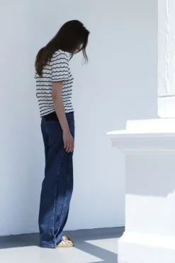 Miles Barrel Jeans