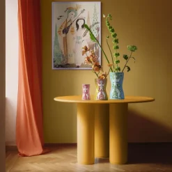 Nina Vase